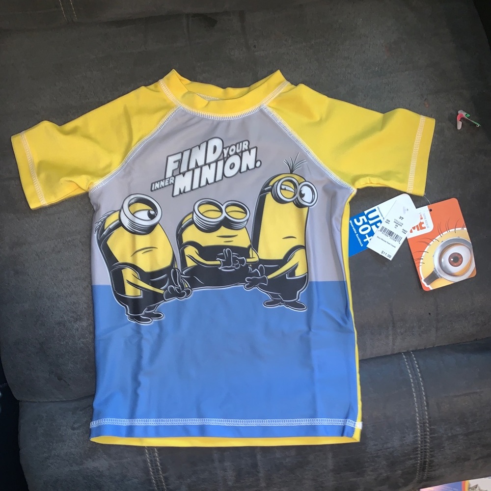 Minion t shirt